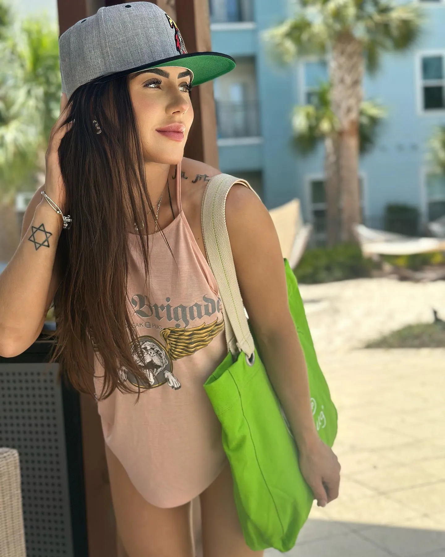 Ghi Eburneo camshow