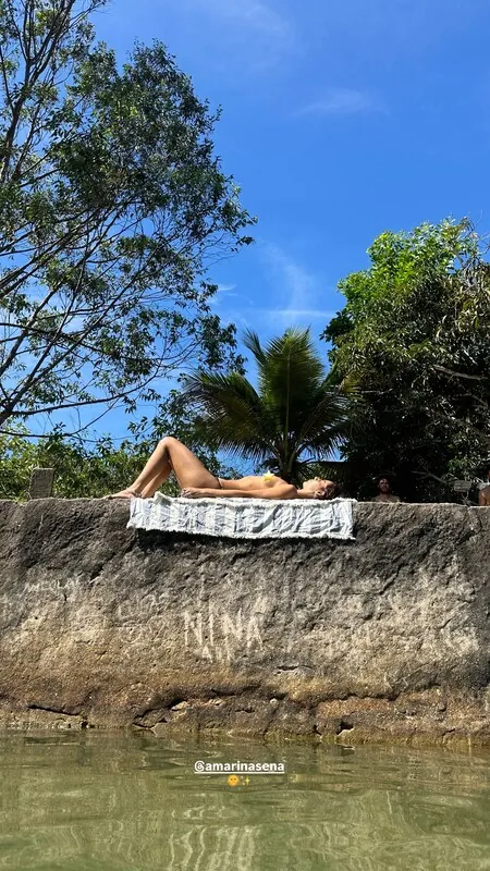 Marina Sena camshow