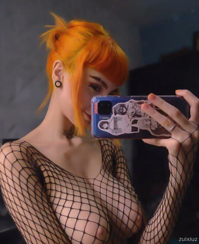 Zuiiuz camshow